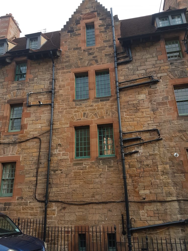 Well Court, Edinburgh - After (12)