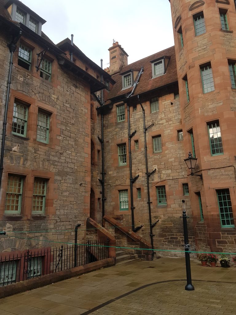 Well Court, Edinburgh - After (2)