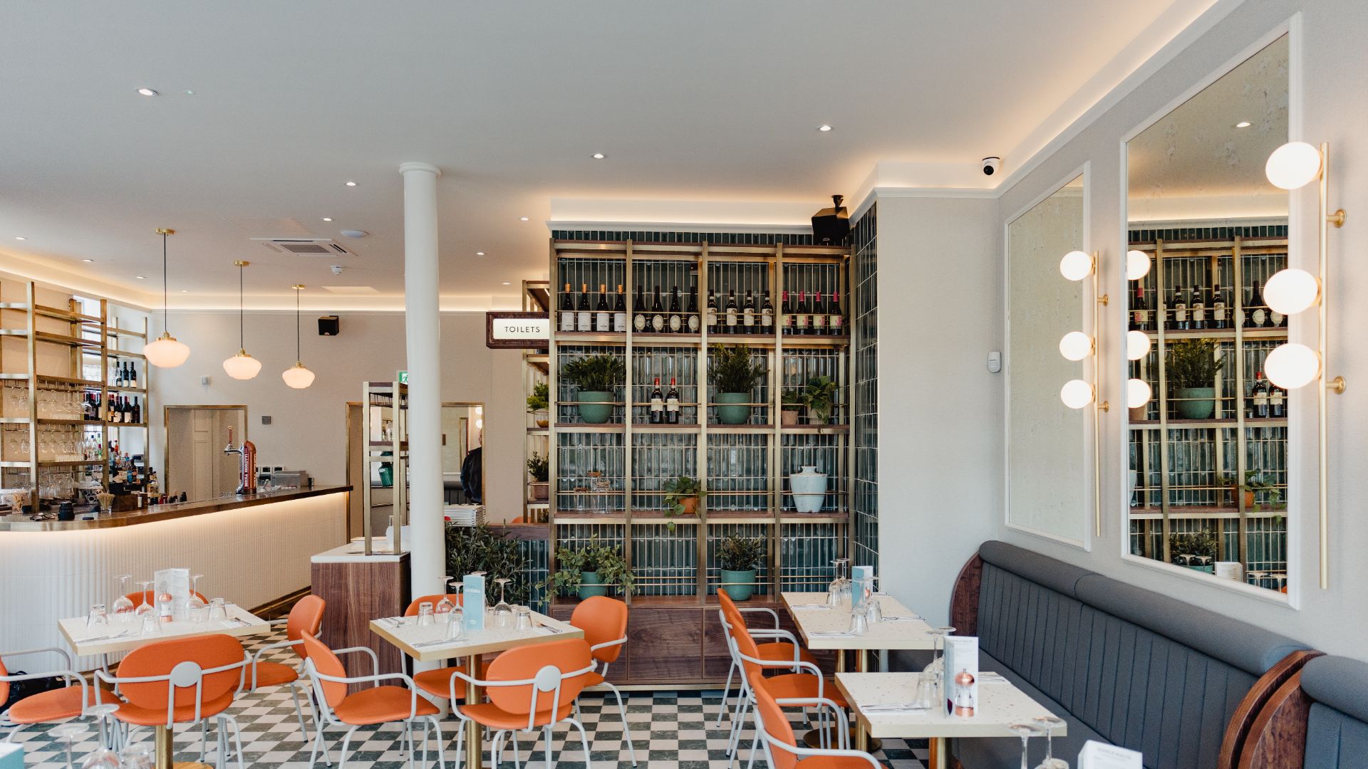 Vittoria, Edinburgh (interior decoration)